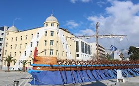 Hotel Defkalion